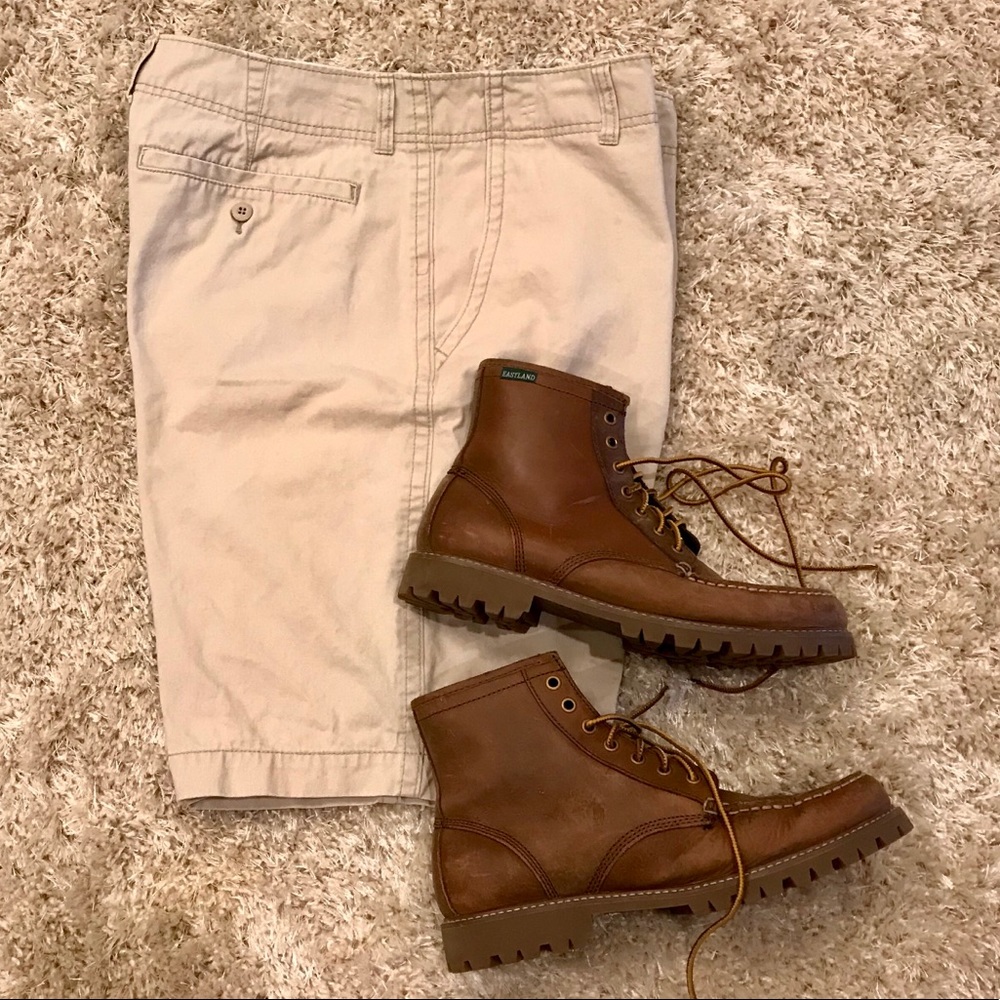 Old Navy men’s khaki 10 inch inseam shorts